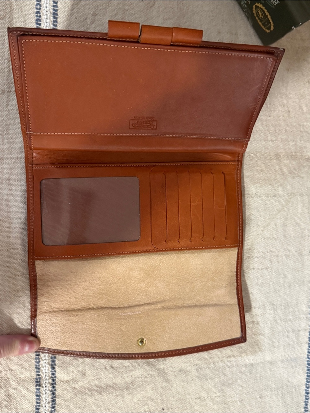 Vintage Dooney & Bourke AWL Leather Black & Tan Bucket Bag with Matching Wallet - Picture 13 of 14